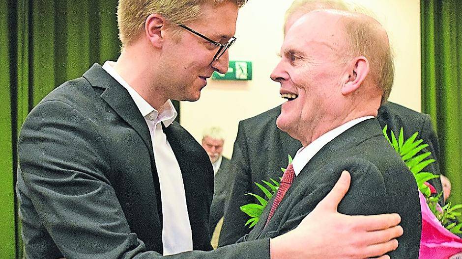 Bärenstarker Auftritt von Sascha Karbowiak beschert ihm den Vorsitz der SPD Neuss