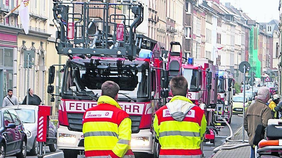 Nach Sturm und Großbrand: Wie sicher arbeitet die Neusser Feuerwehr?