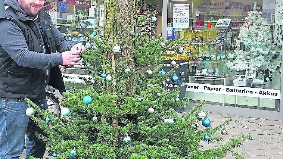 Weihnachtsbaum-Diebstahl in der City: So wollen Händler vorbeugen