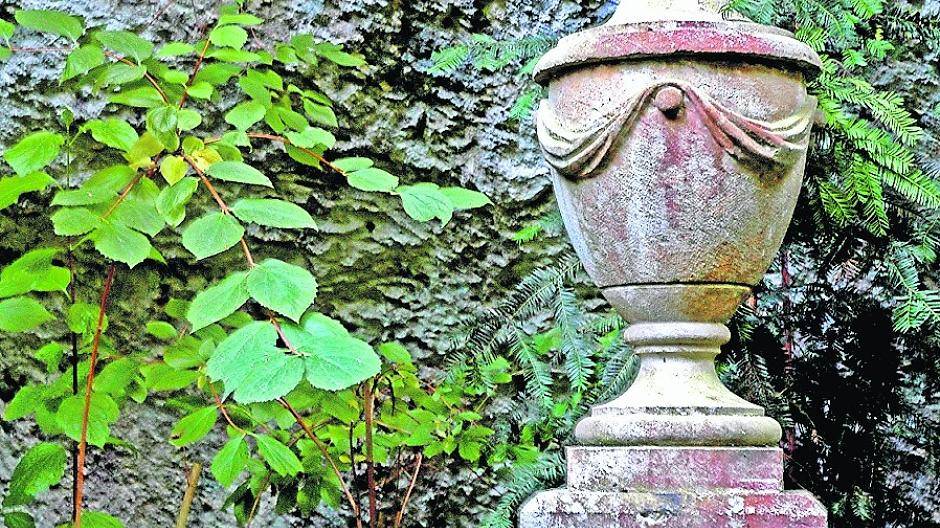 Preishammer bei den Friedhofsgebühren: Werden Urnengräber 70 Prozent teurer?