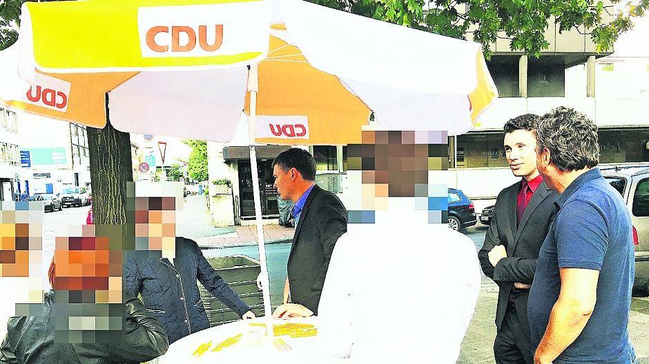 Messerstecherei in der City: Es waren Sinti und Roma — CDU zeigt vor Ort Flagge Vizebürgermeister Dr. Jörg Geerlings: „Wir stellen uns gegen jede Form von Gewalt“