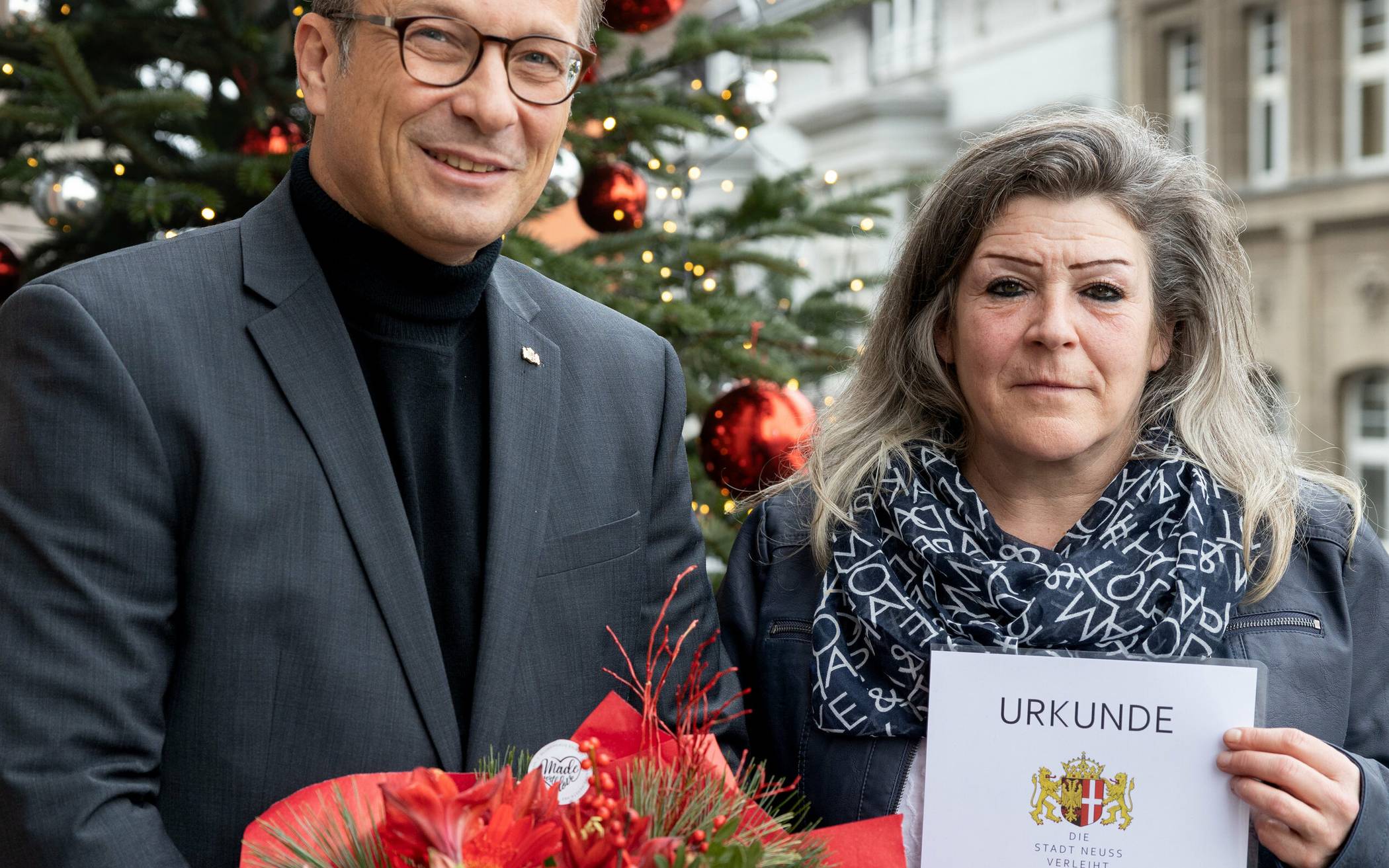  Melanie Bröxkes erhält den Sonder-Ehrenamtspreis. 