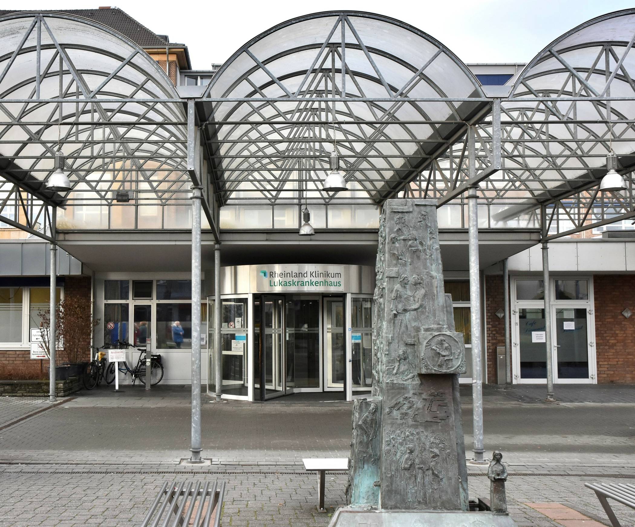   Im Lukaskrankenhaus herrscht FFP2-Maskenpflicht. 