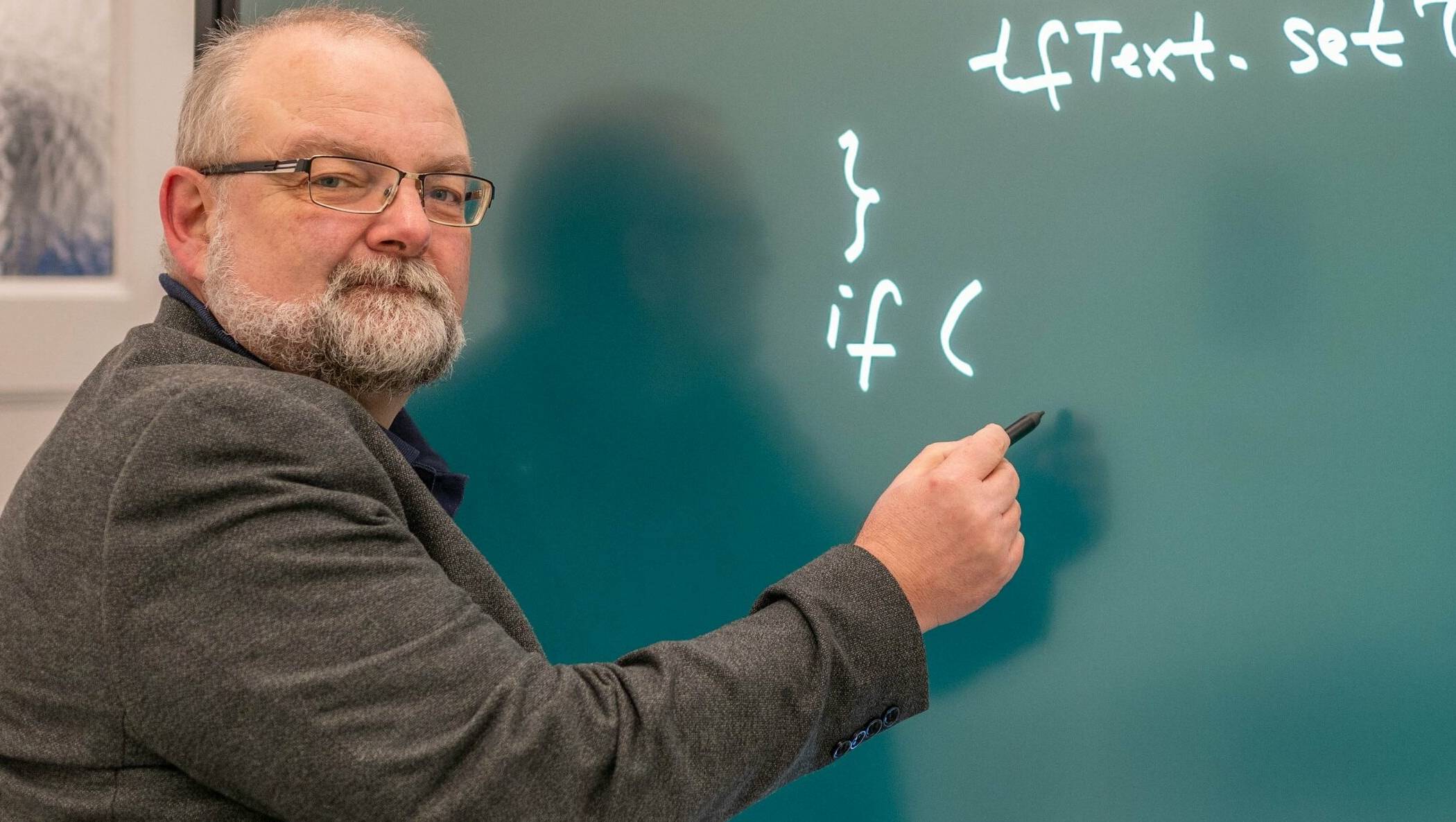  Ralph-Erich Hildebrandt (SPD) wird die Sondersitzung des Schulausschusses am kommenden Dienstag leiten. 