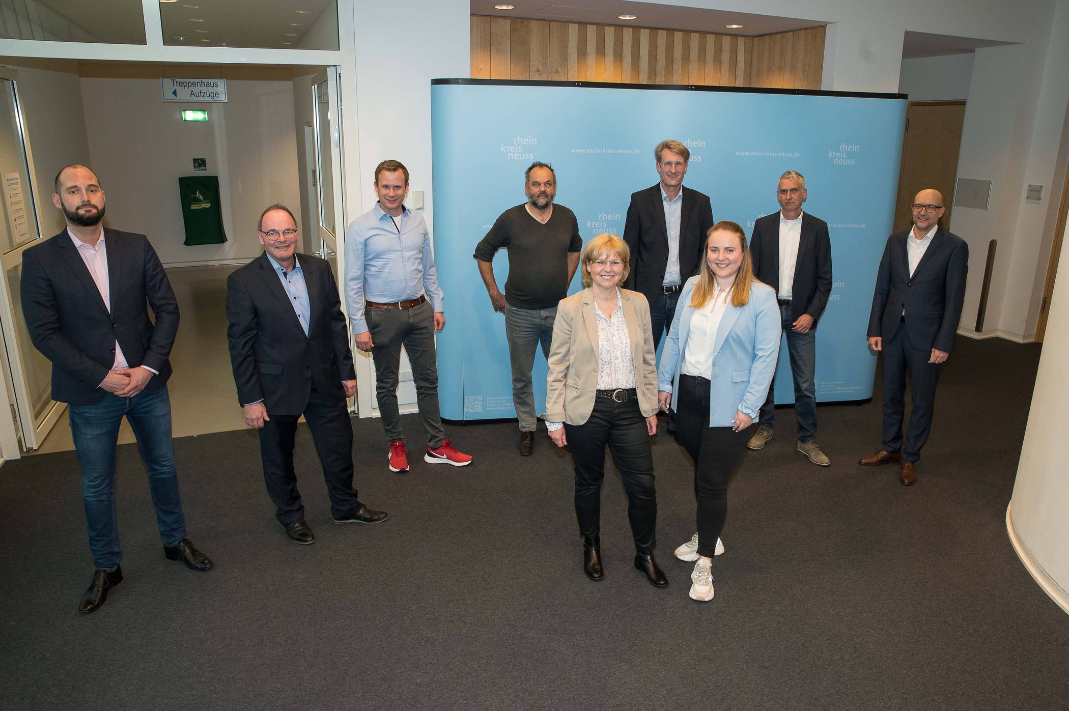  Den Großen Preis des Mittelstands fest im Blick (von links): Elias Jagoda, Robert Abts, Oliver Knedel, Heinrich Hannen, Dagmar Kuhnen, Dirk Jürgeleit, Celine Kuhnen, Stephan Kleine und Jörg Madest. 