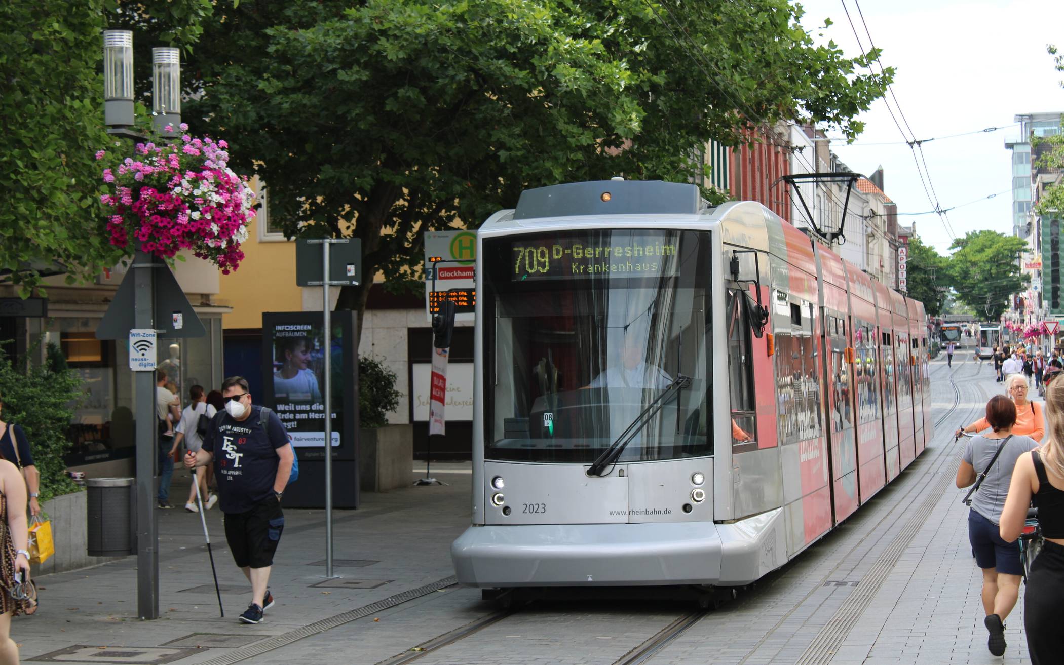 Die kostenfreie Nutzung der Straßenbahn in der City wird verlängert. Grund sind Ausfallzeiten der Bahn wegen Bauarbeiten.  