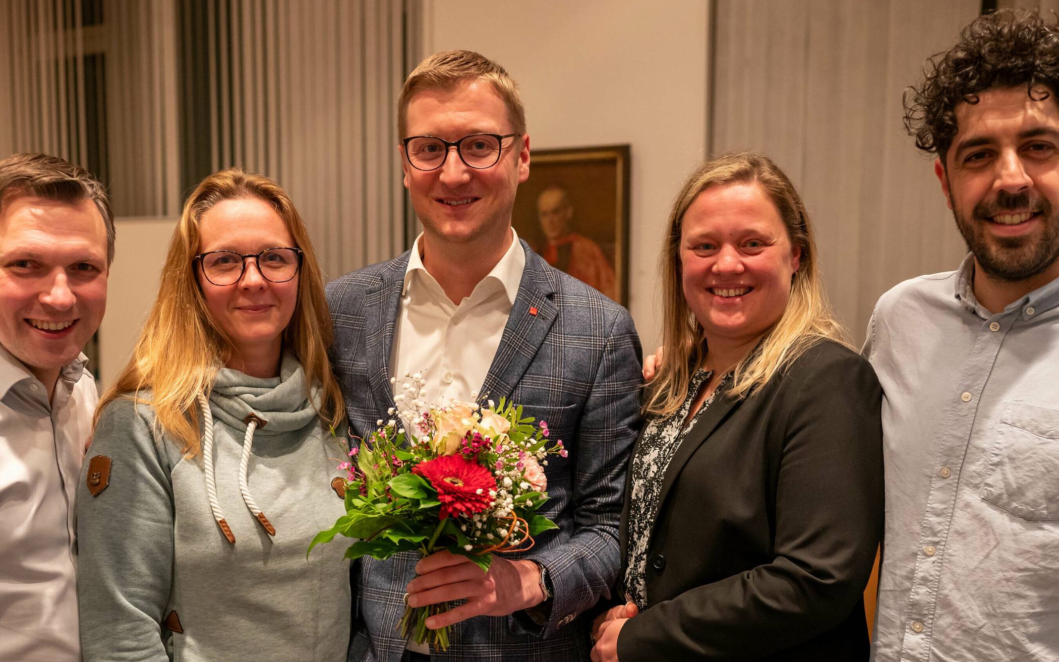 Der neue Vorstand der SPD-Ratsfraktion (v.l.): Michael Ziege (stellvertretender Vorsitzender), Nadine Baude (Beisitzerin), Sascha Karbowiak (Vorsitzender), Verena Kiechle (stellvertretende Vorsitzende) und Hakan Temel (Fraktionskassierer).