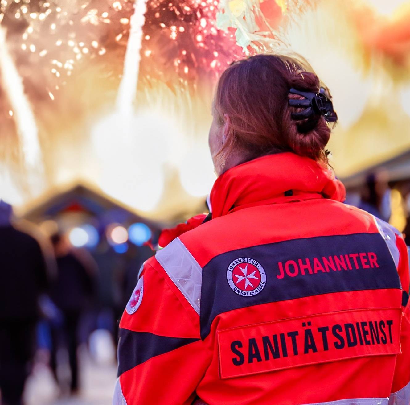 Johanniter geben Tipps für Prävention und Erste Hilfe bei Verletzungen durch Feuerwerk