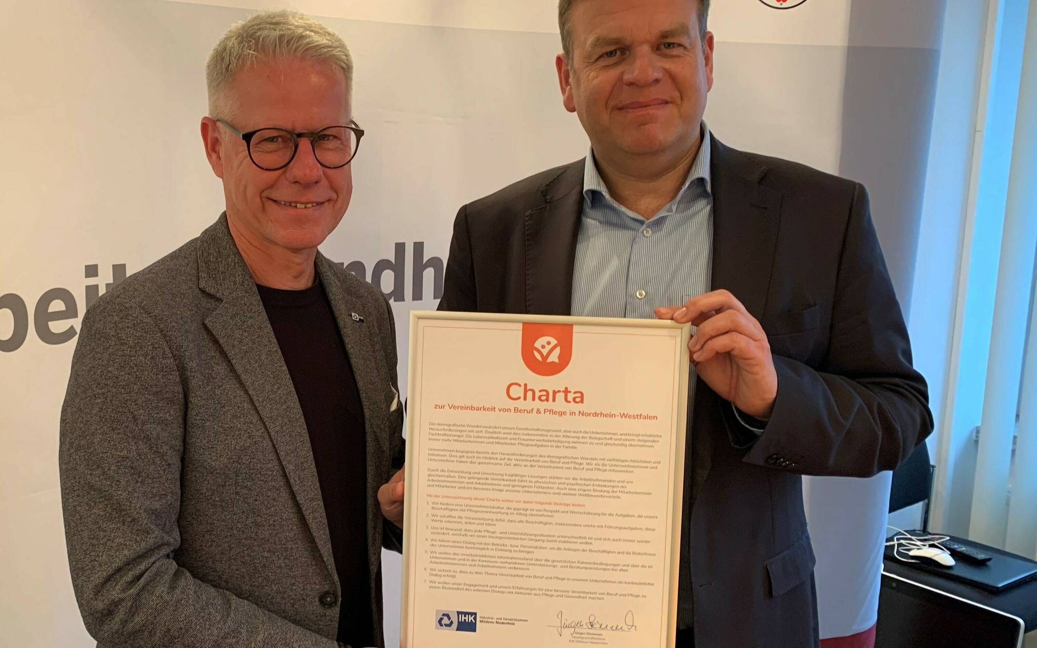 Matthias Heidmeier (r.), Staatssekretär im Ministerium