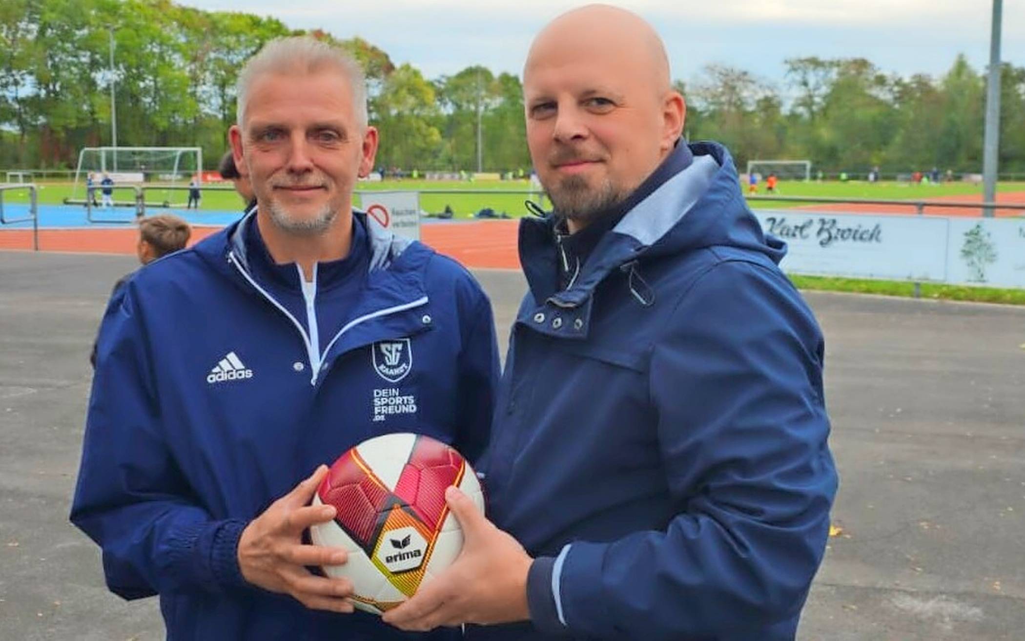  Markus Bausch und Athanassios Fountas bauen eine integrative Fußballabteilung bei der SG Kaarst auf.   