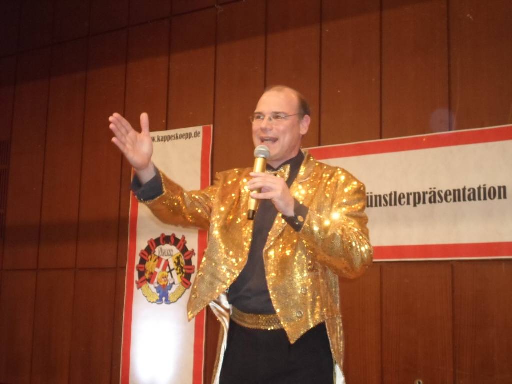 Der Kaarster Ex-Karnevalsprinz, Moderator und „Baas