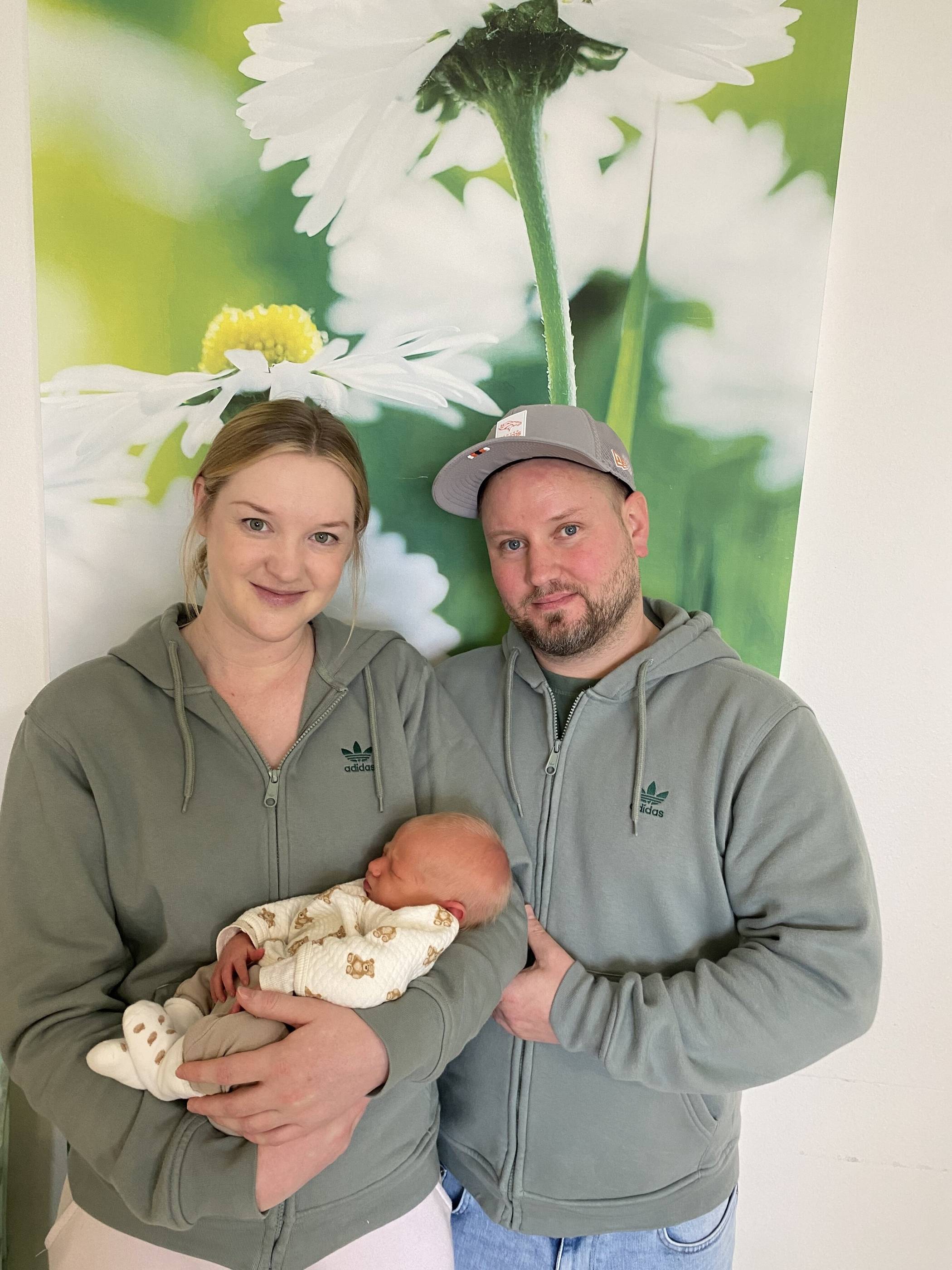  Judith und Markus Beivers mit ihrer Tochter Kaia Isabell.  