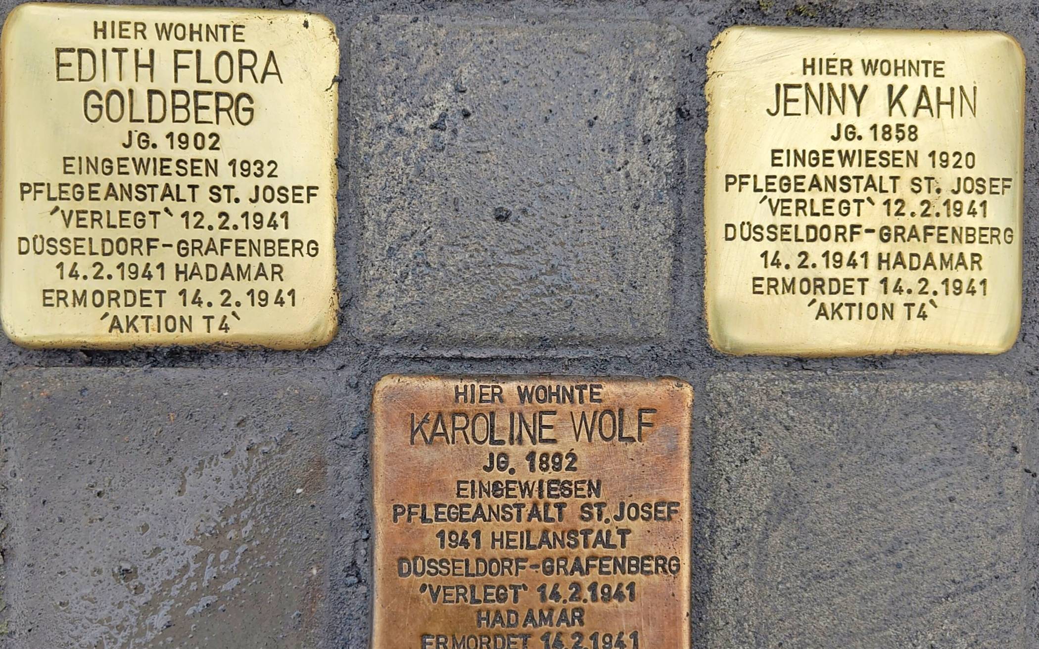  Neue Stolpersteine in Neuss. Foto: Stadtarchiv Neuss 