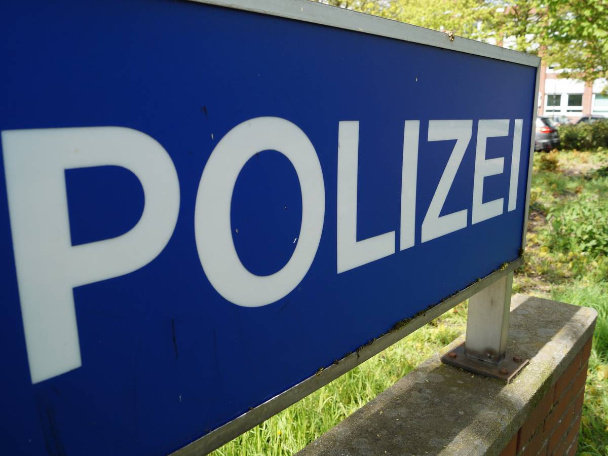 Trickdieb klaut Goldketten