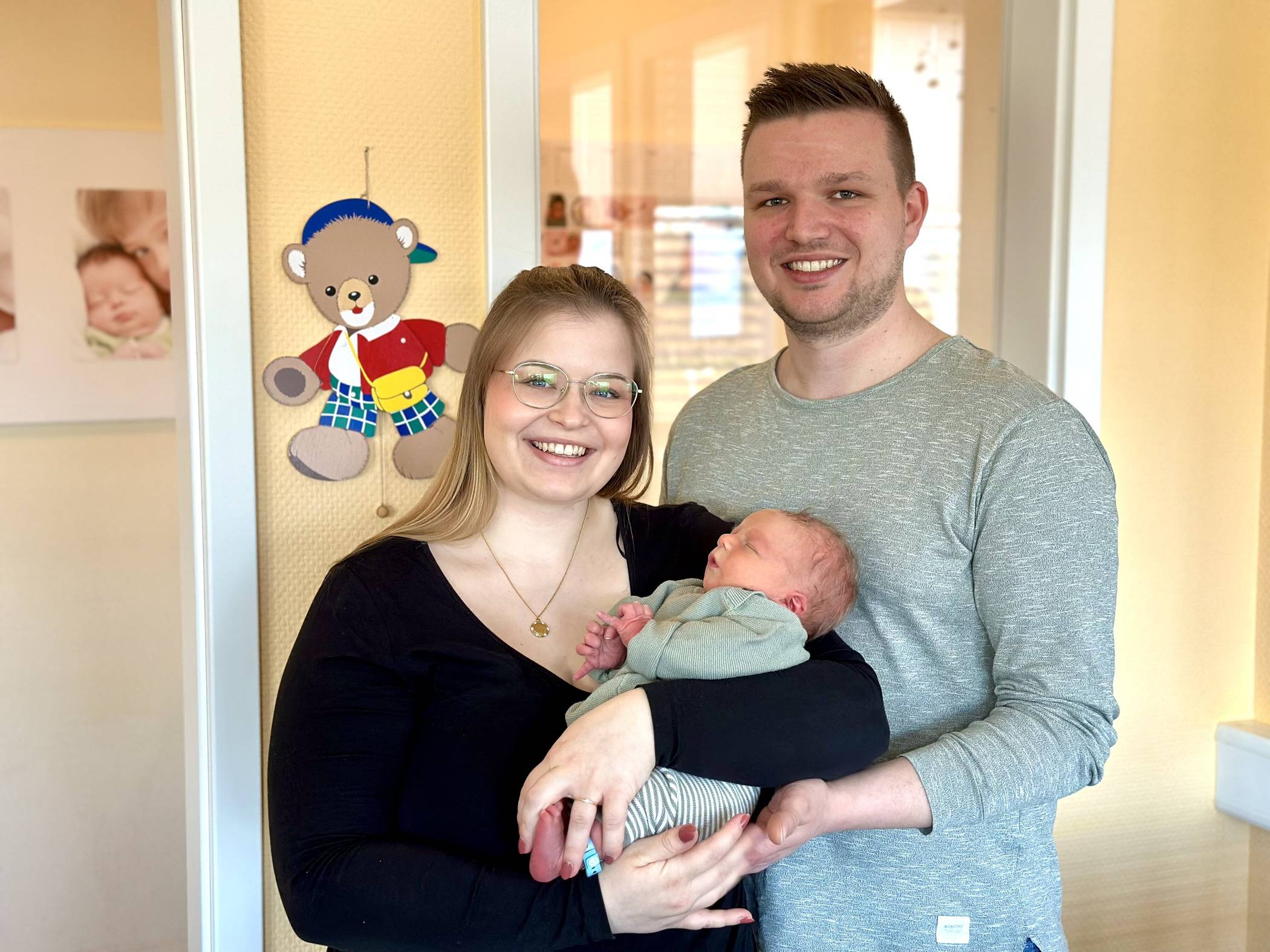  Miriam Globisch und Nico Meling mit ihrem Toni.   