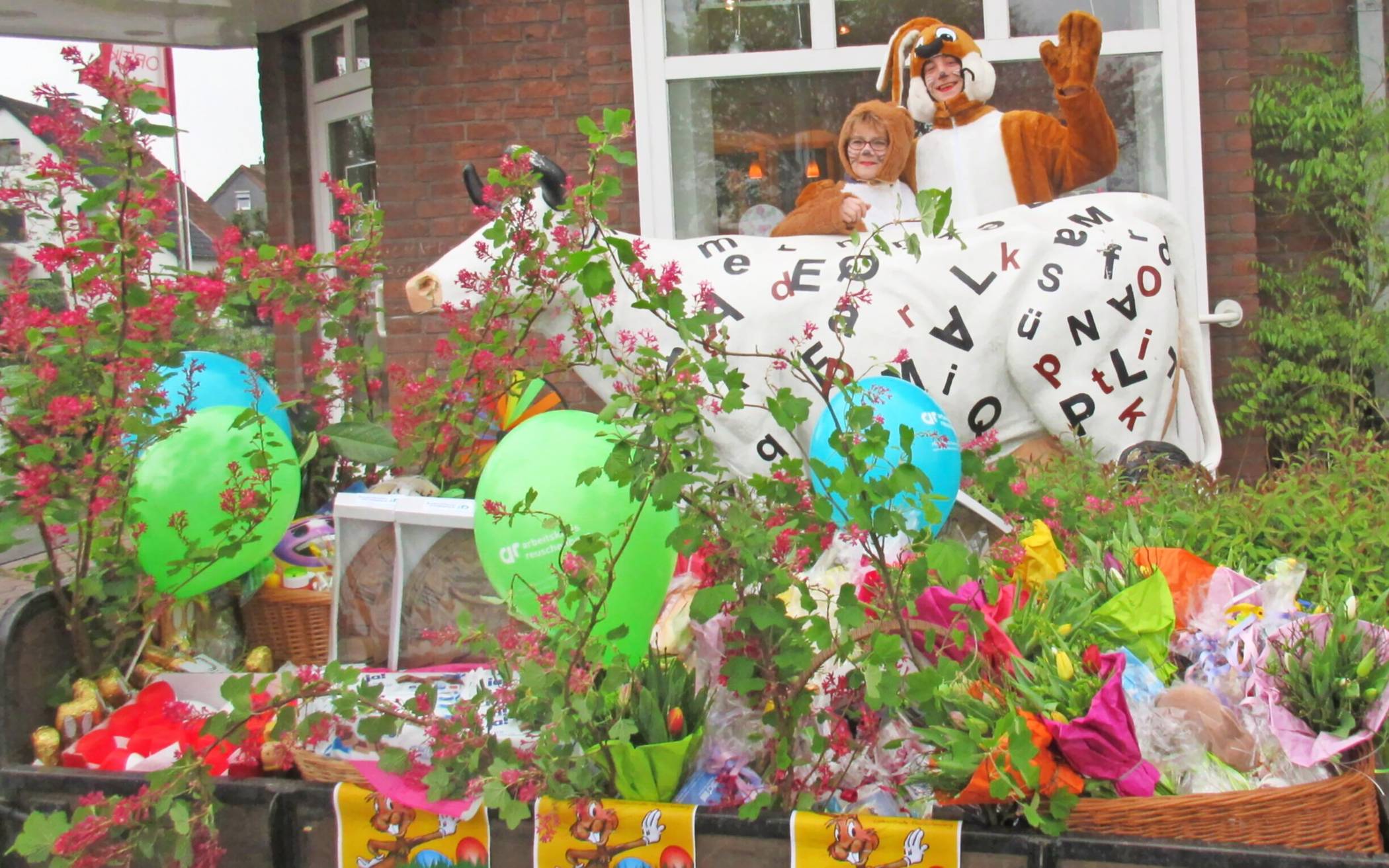 In Reuschenberg kommen die Osterhasen aus ihren Verstecken
