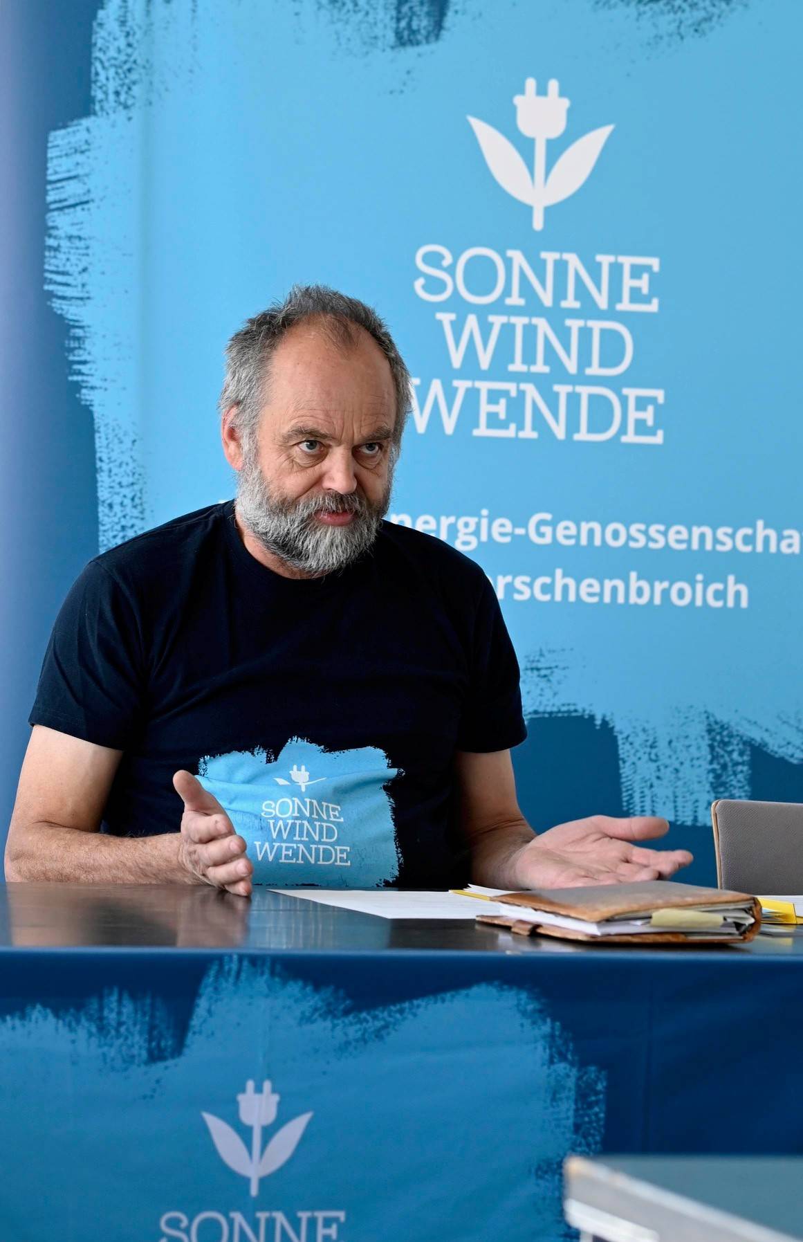 Vorstandsvorsitzender Heinrich Hannen.  