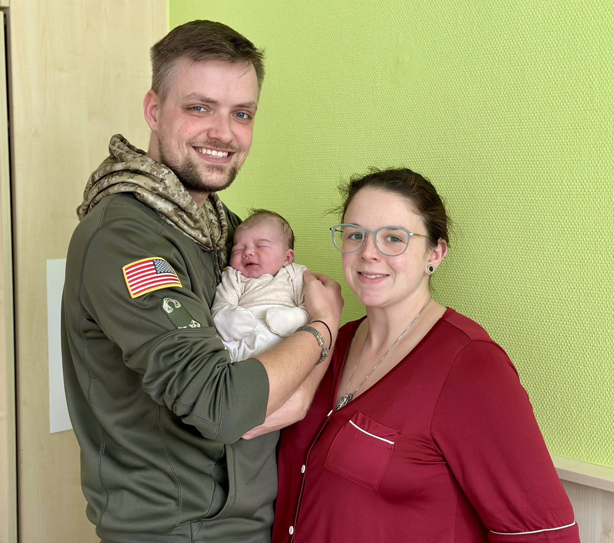 Die kleine Eloise Wilma ließ ihre Eltern Saskia und Fabian Graumann lange warten.