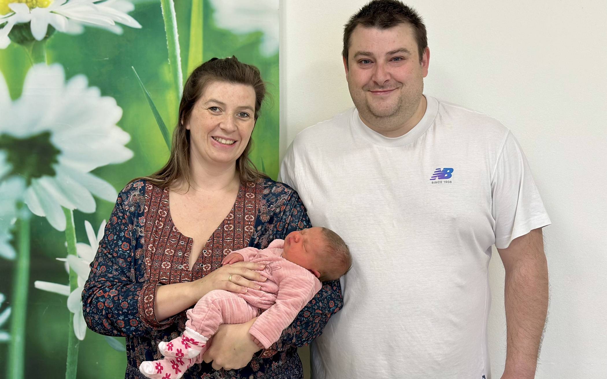 Nadine und Kevin Koßmann mit Töchterchen