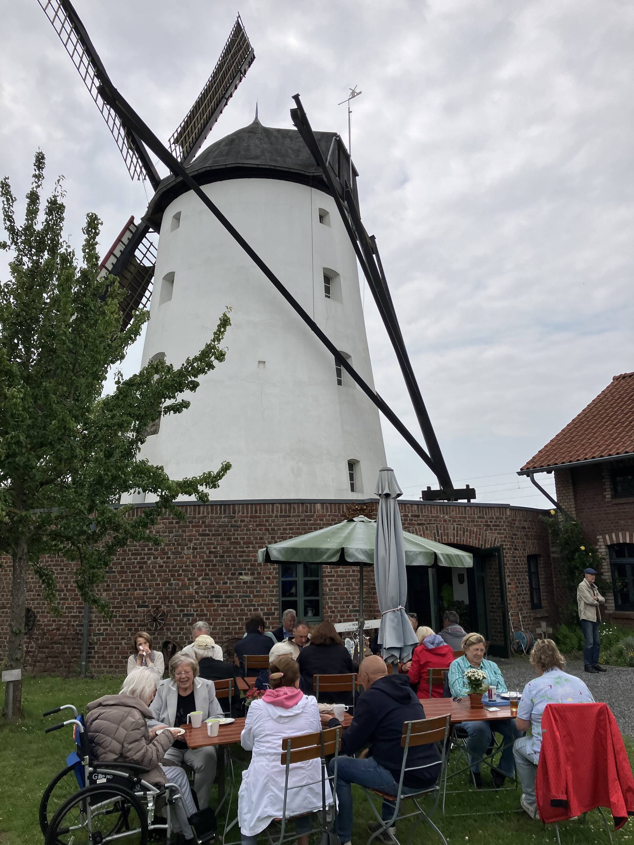  Die Brauns-Mühle in Büttgen  