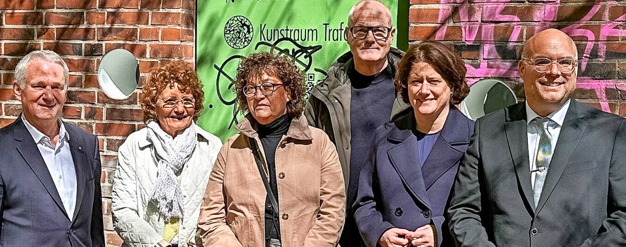 Vertreter des Kunstvereins freuten sich mit