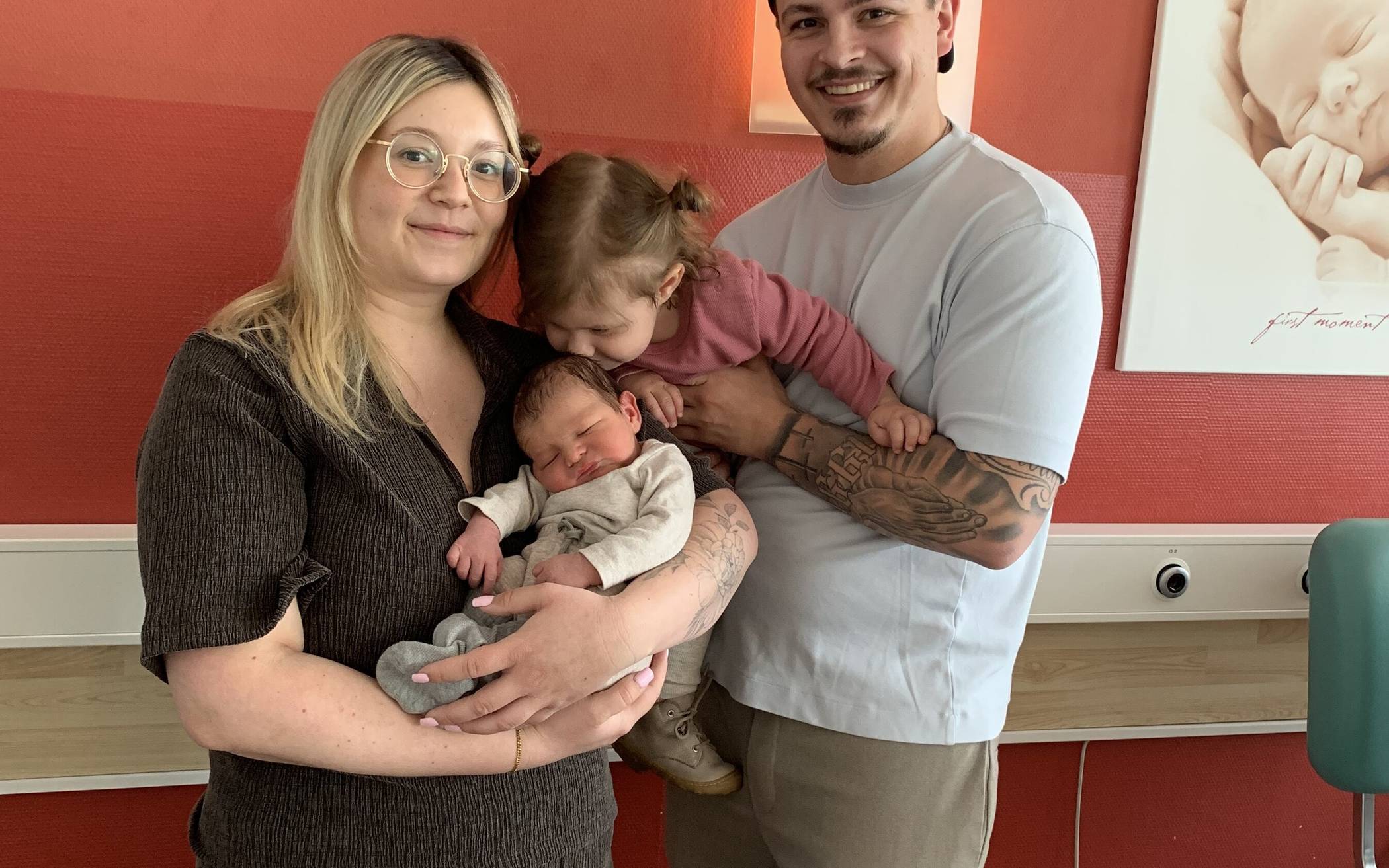 Jennifer und Kevin Dyla mit Lucia