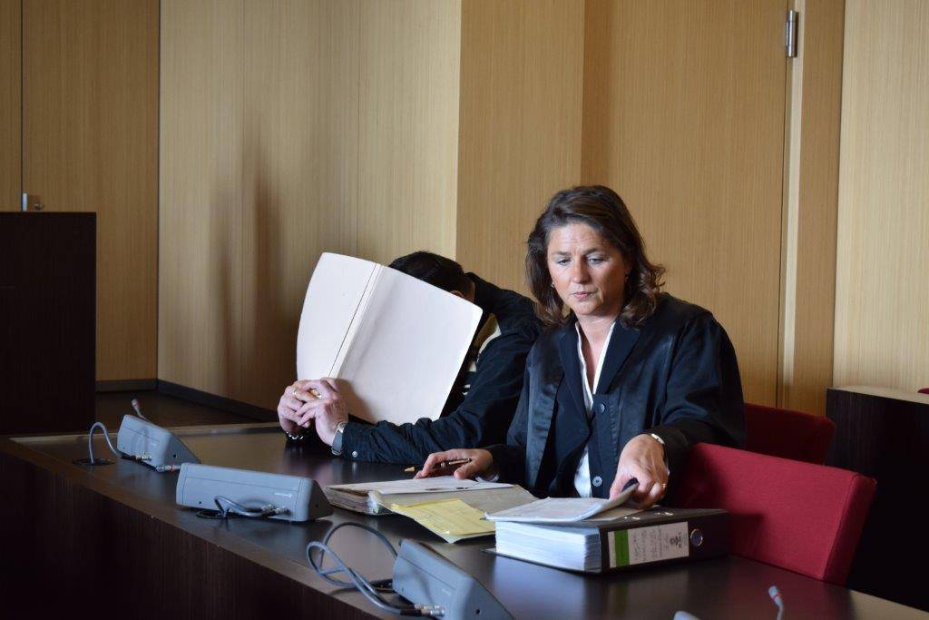 Sven F. gibt grausame Tat zu: Auftakt zum traurigsten Prozess des Jahres