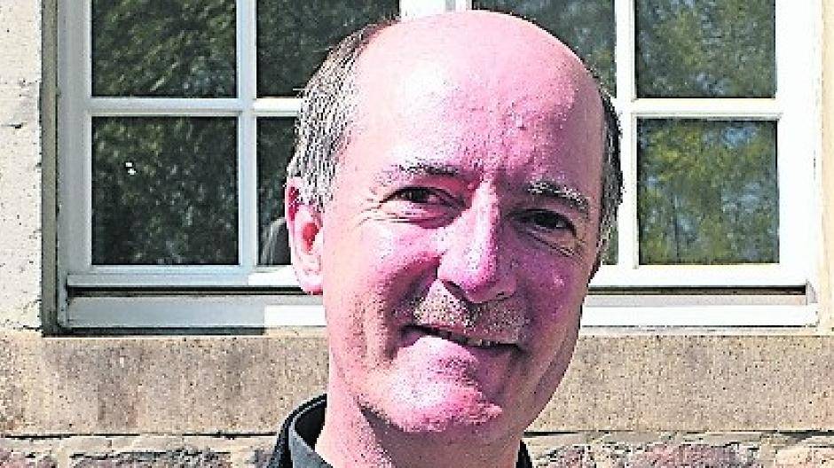 Mensch-Tier-Bestattung bald auch in Neuss möglich? Kirche ist sich uneinig