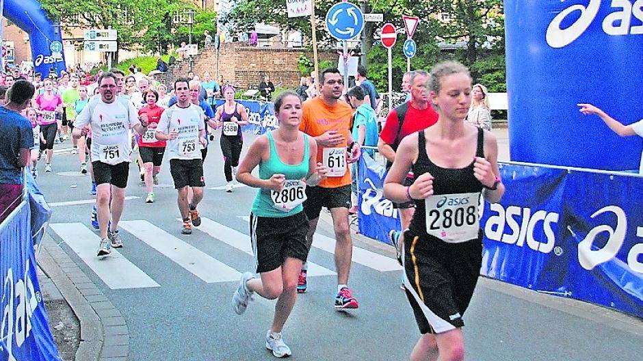  Der Sommernachtslauf ist ein sportliches Highlight in Neuss. 