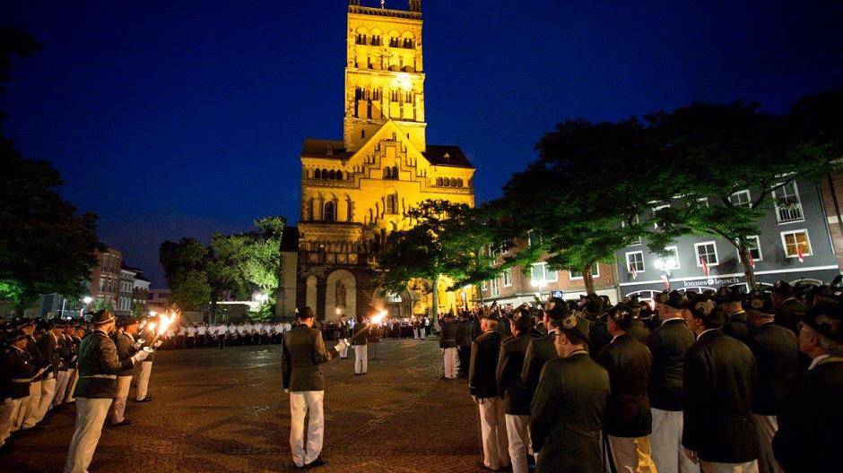 Ebenfalls in die Top 10 schaffte es der Zapfenstreich. Es ist ein Gänsehautmoment, wenn...
