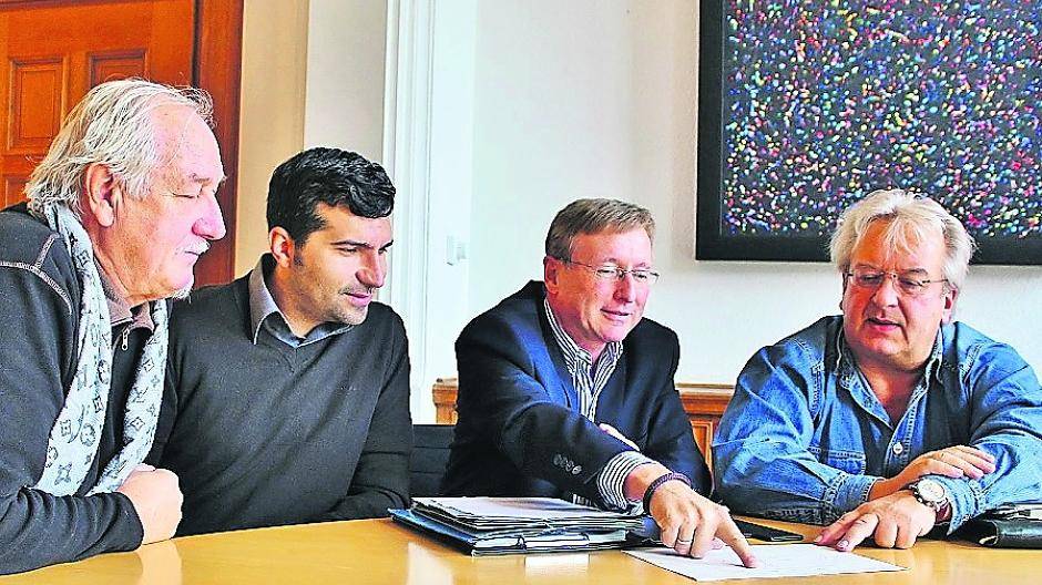 VfR Neuss bekommt eine neue Heimat im Jahnstadion Traditionsverein zieht ins vierte Fußballzentrum