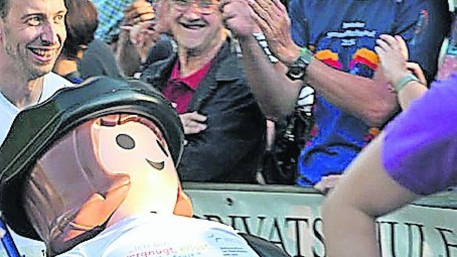 Frust: Rollstuhlfahrerin durfte nicht am Neusser Sommernachtslauf teilnehmen