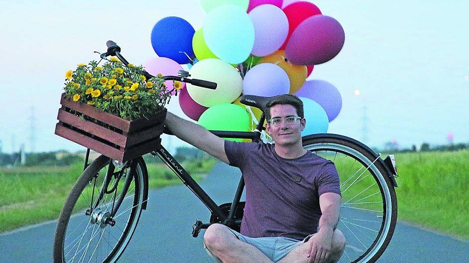  MaximNoise hat bundesweit tausende Fans. Am Sonntag tritt er in Neuss auf. 