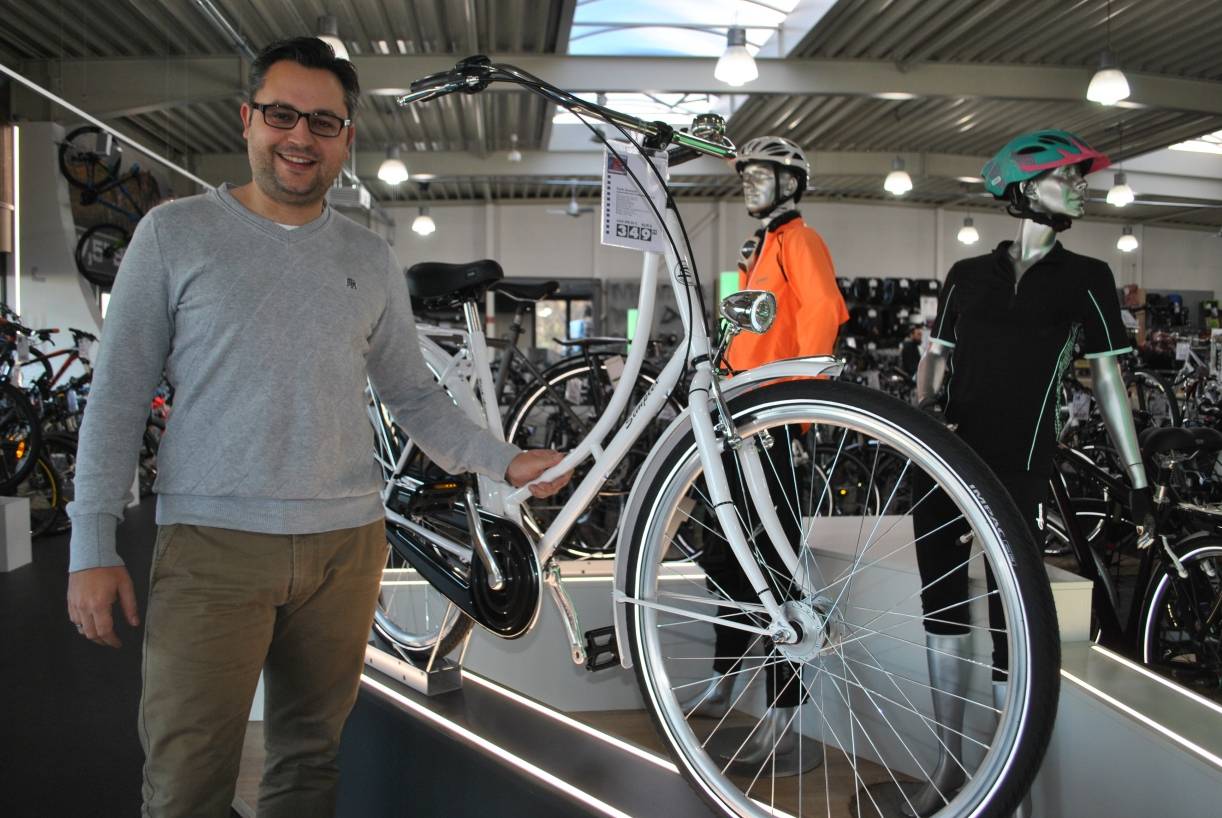  Der Radfachmarkt Birkenstock verlost einen Gutschein. 