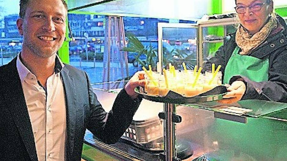  Michael Schreinermacher mit Susanne Grüters (PAUL kocht). 