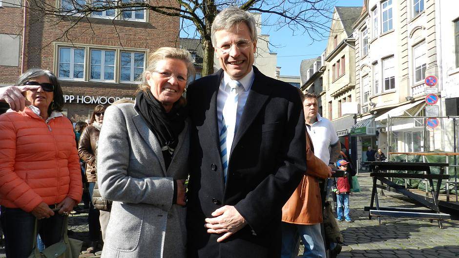 Der amtierende Schützenkönig S.M. Philipp Sassenrath und seine Stefanie feierten...