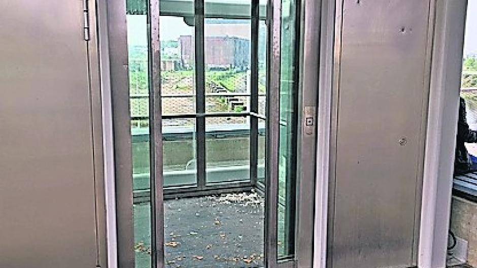 Hafenbrücke: Aufzug repariert