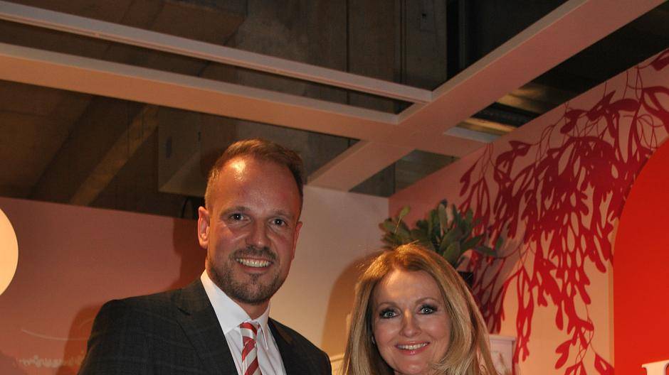 Frauke Ludowig, die den glamourösen Abend moderierte, verstand sich ausgezeichnet mit...