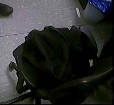 Polizei fahndet mit Fotos nach Supermarkträuber