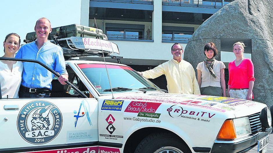„Gute Fahrt gegen das Vergessen“: Charity-Rallye für den Erinnerungspfad +++Kaarster Duo fährt mit dem Oldtimer 7.500 Kilometer durch zehn Länder+++