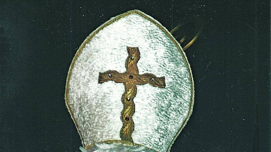  Heinz Dappen schlüpft seit 15 Jahren ins Martinskostüm, um die Kinder in Allerheiligen zu erfreuen. 