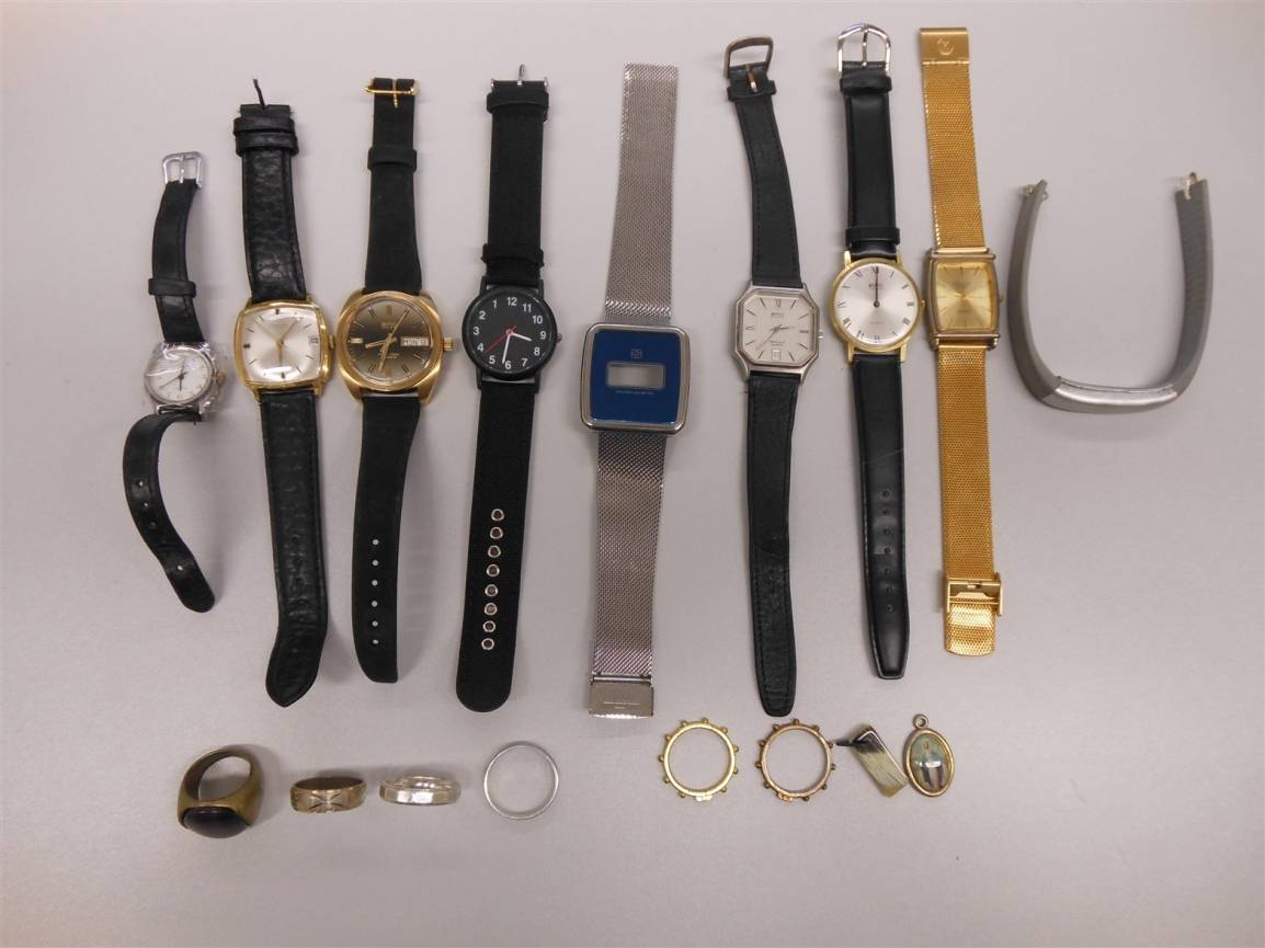 Polizei sucht Schmuck-Eigentümer