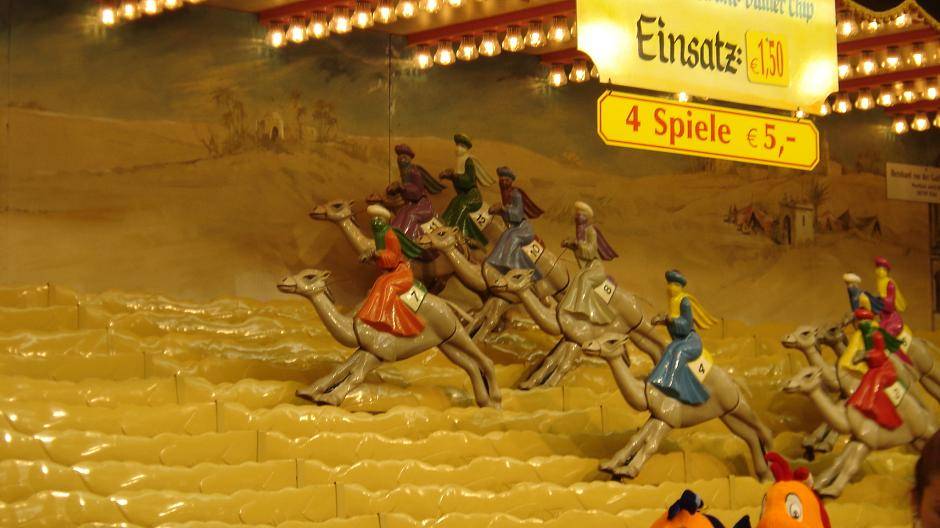 Platz 6: Zwei völlig unterschiedliche Attraktionen teilen sich Platz 6. Breakdance ist...