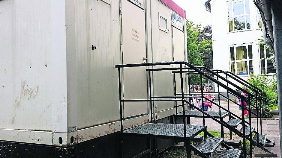  Die späte Anlieferung der Container soll Schuld für die Verzögerung der Sanierungsarbeiten sein.  