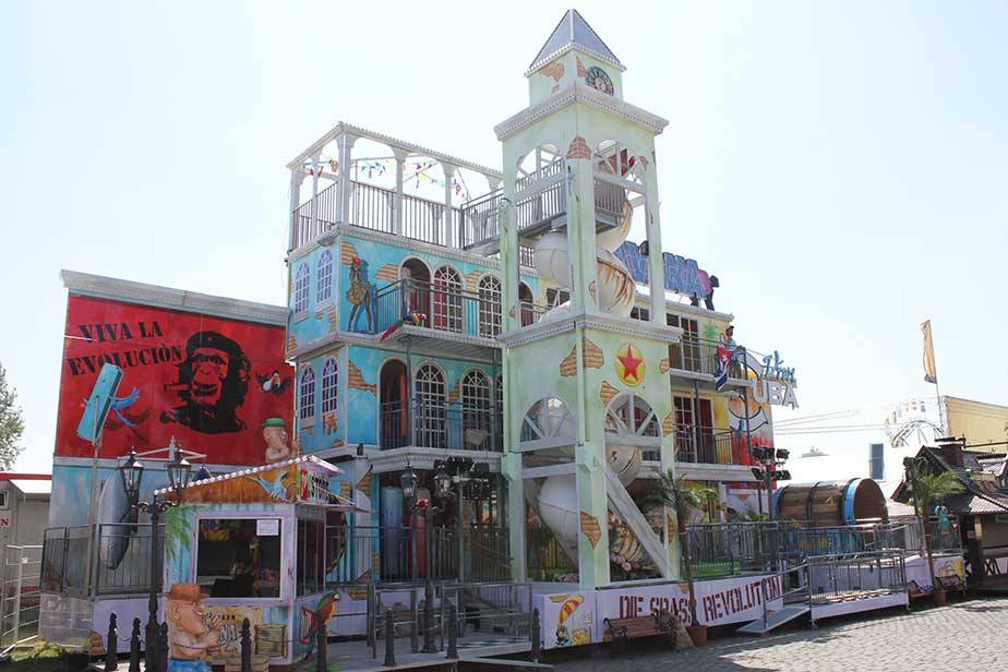 Alle Knaller und wo sie zu finden sind: Kirmesarchitekt Ralf Weyers holt wiederholt neue Attraktione