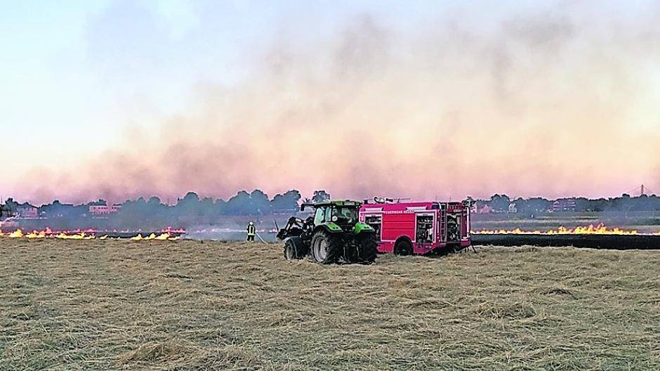  Aufgrund der aktuellen Wetterlage mahnt die Feuerwehr zu besonderer Vorsicht. 