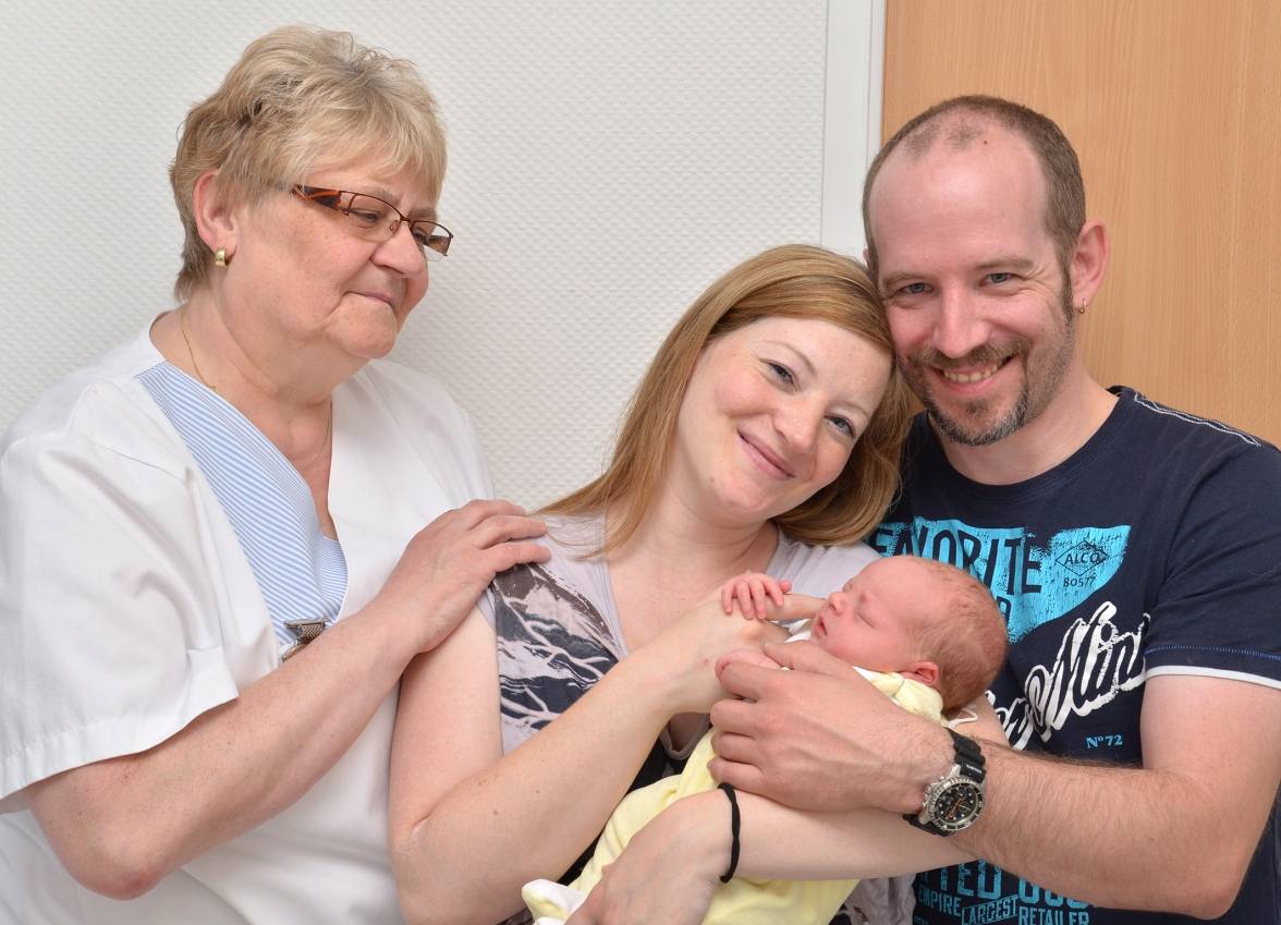 Die Nowaks freuen sich über Baby...