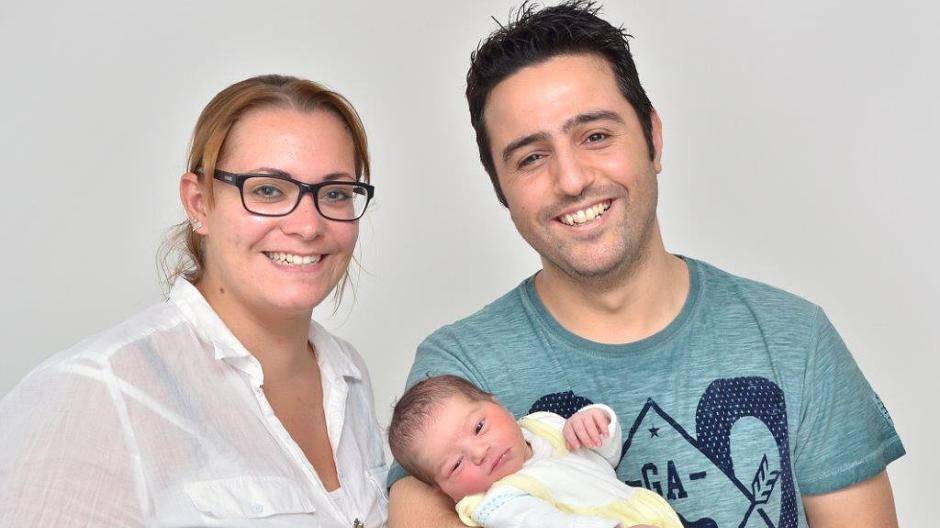 Elena macht ihren Papa...