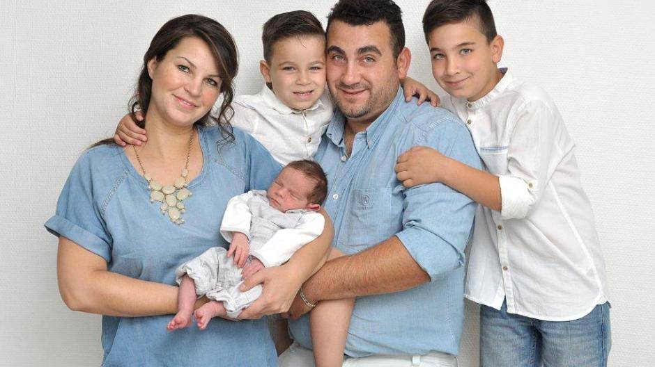 Familie Zebil mit Neuzuwachs...