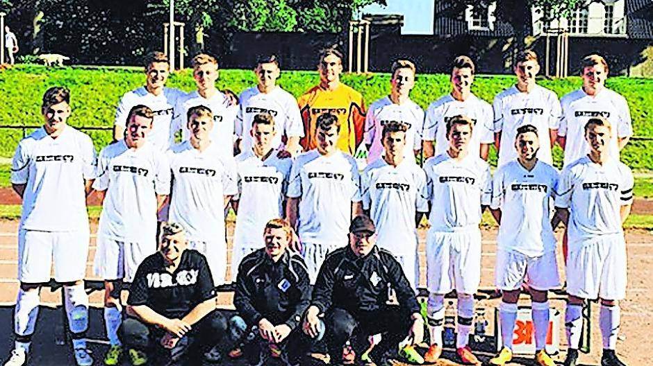  Die C-Jugend wurde mit elf Siegen, drei Unentschieden und zwei Niederlagen Meister ihrer Kreisgruppe 2. 